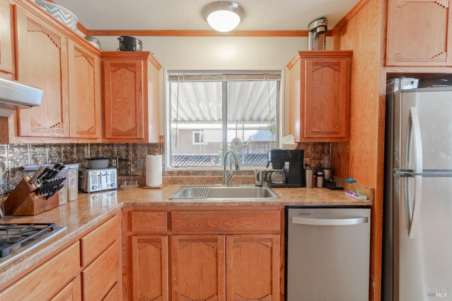 660 Leslie Street Ukiah CA 95482