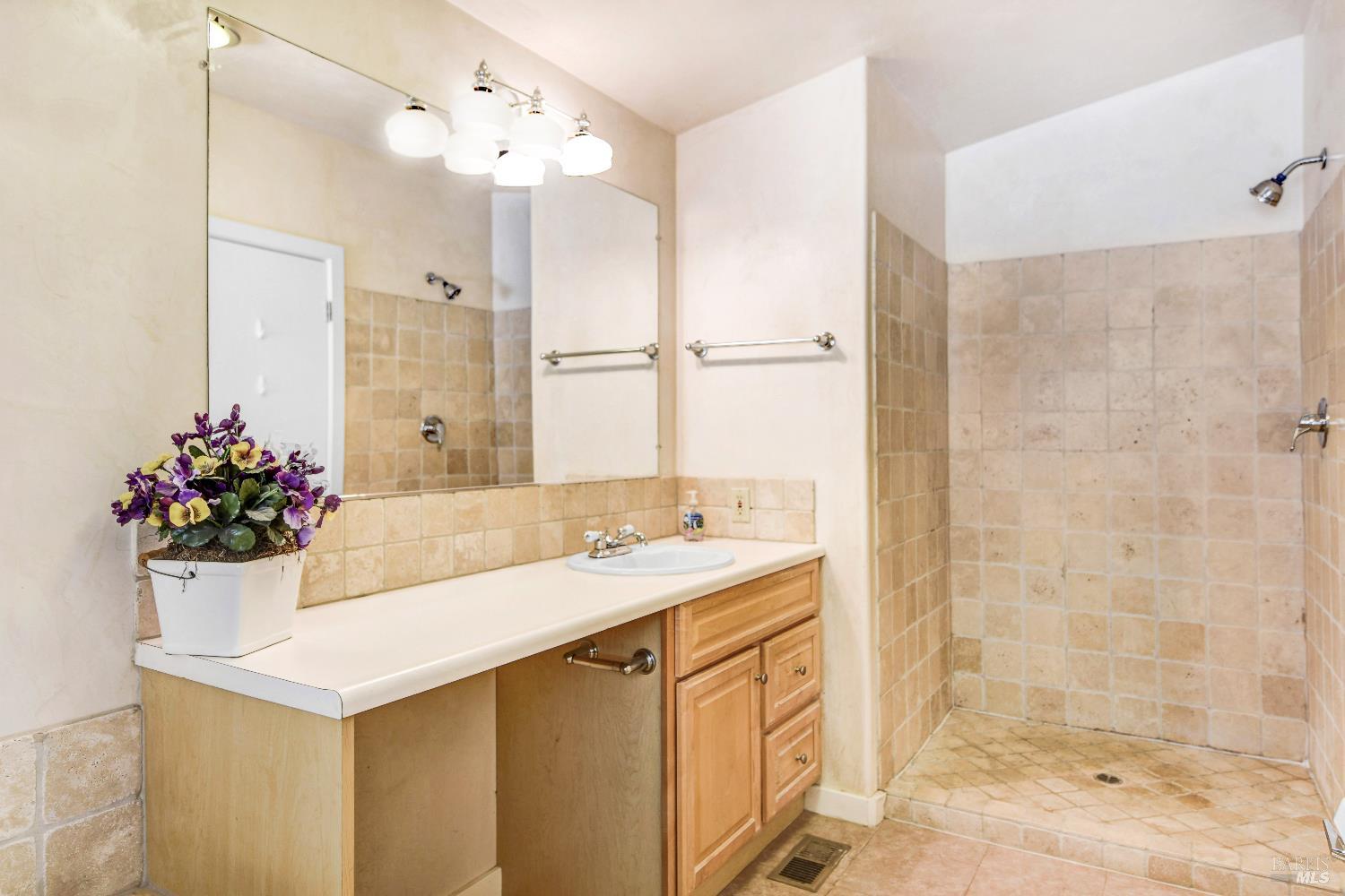 49 Laguna Seca Court St. Helena CA 94574