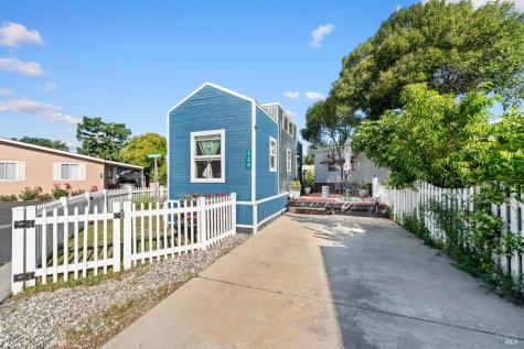 129 Katherine Place Windsor CA 95492