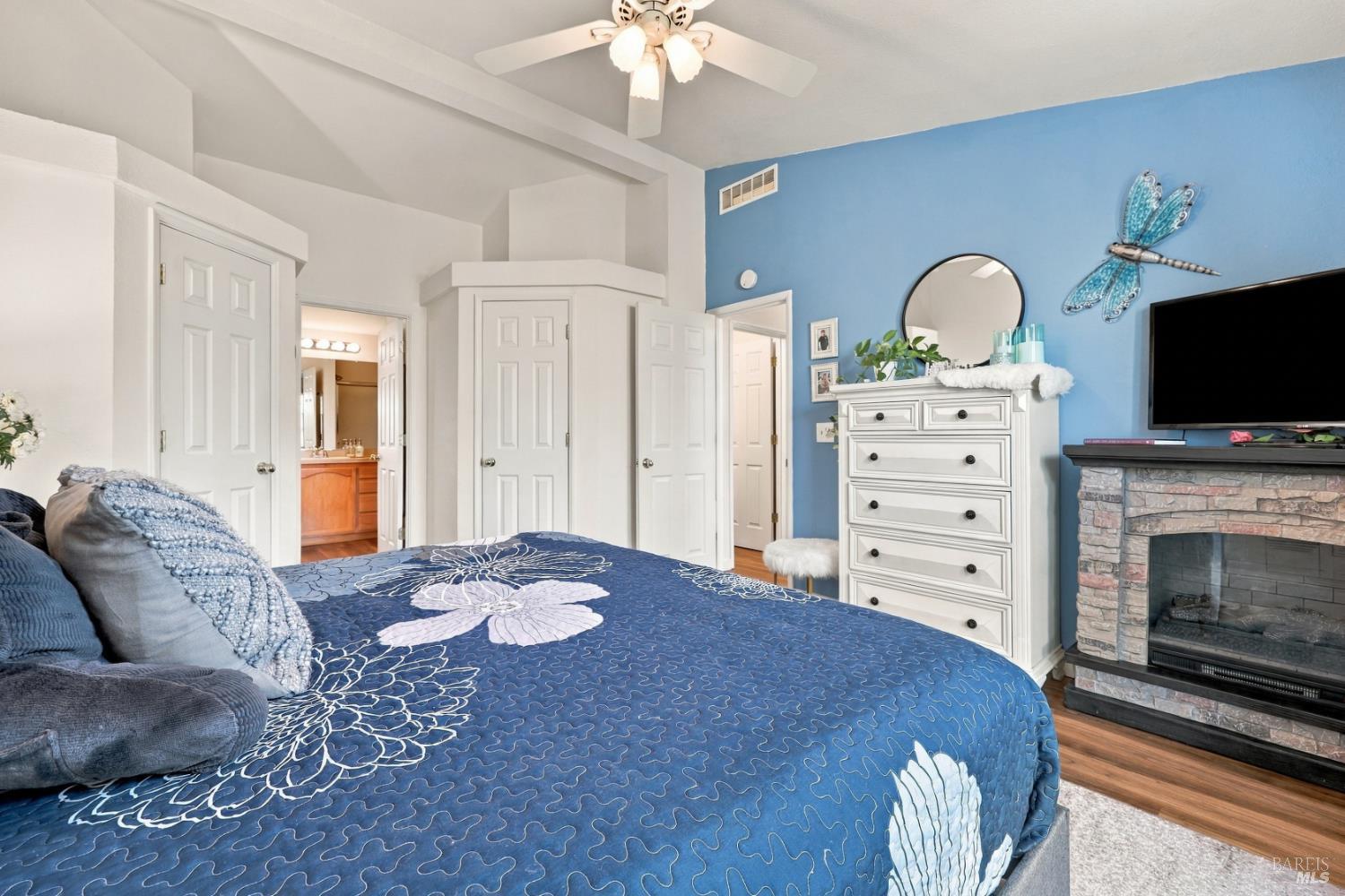 8126 C Street Windsor CA 95492