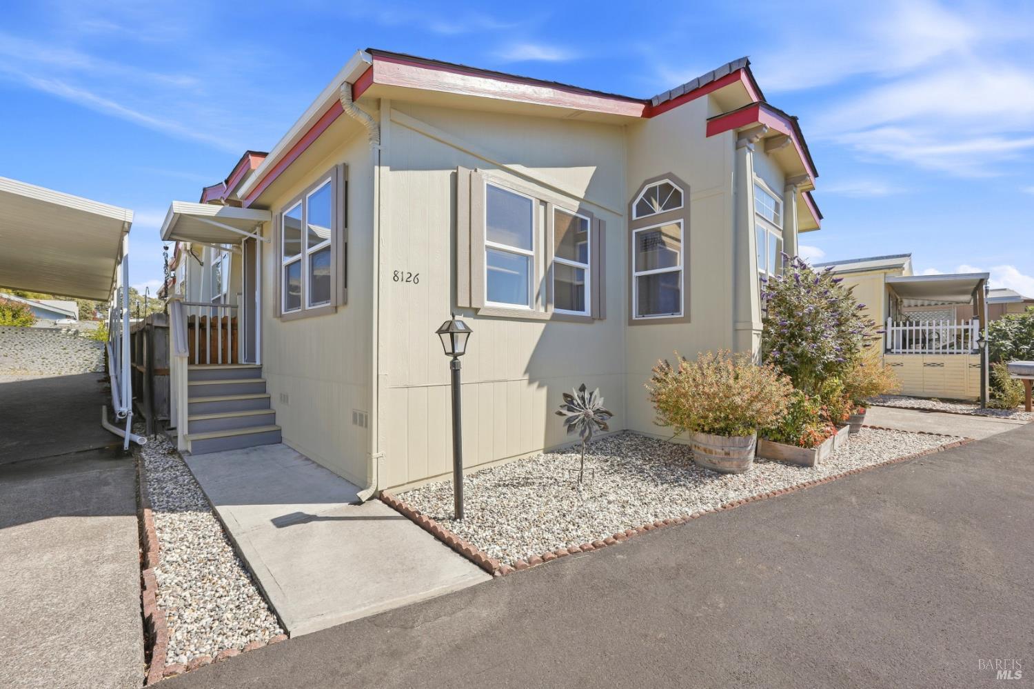 8126 C Street Windsor CA 95492