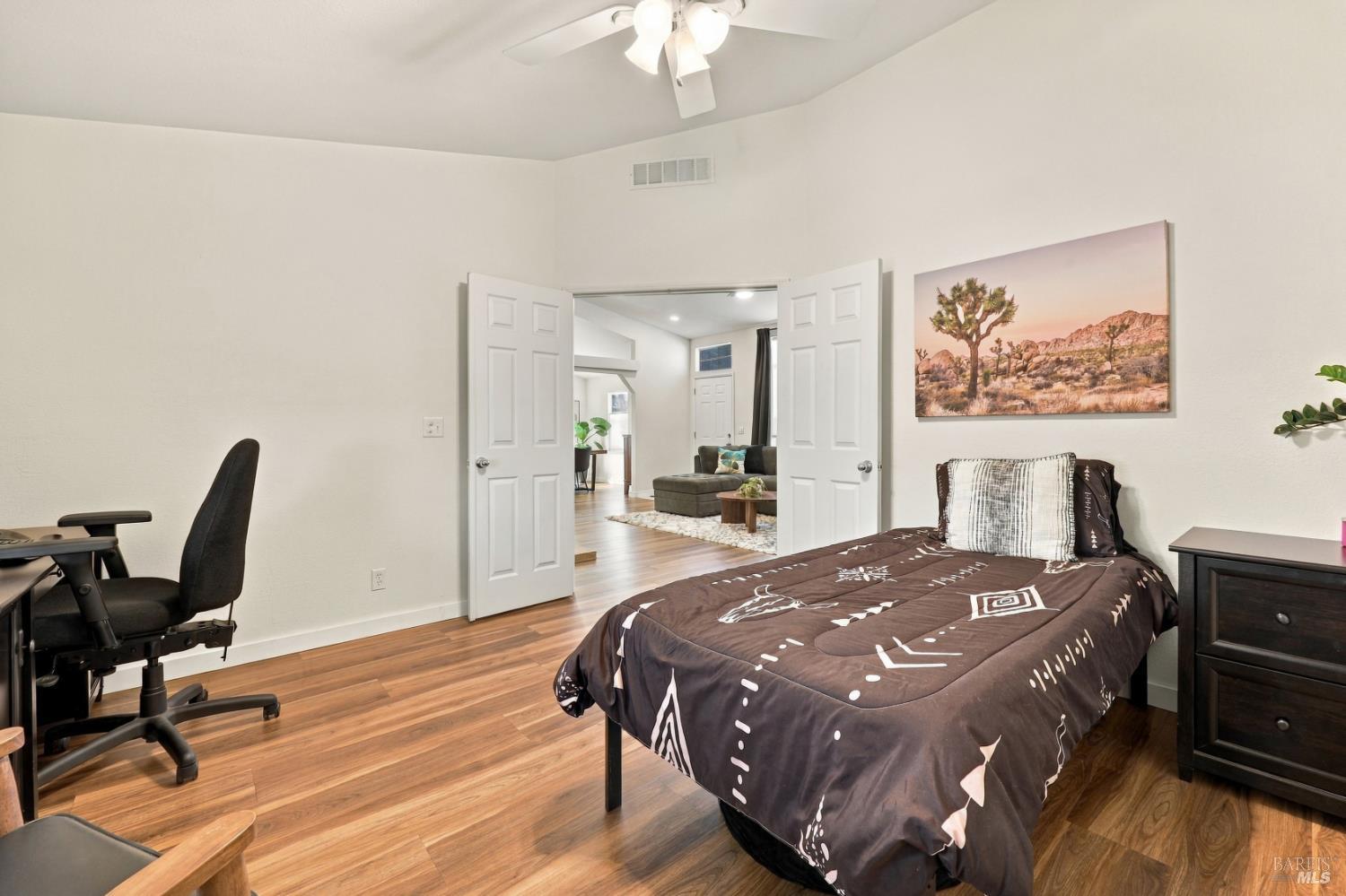 8126 C Street Windsor CA 95492
