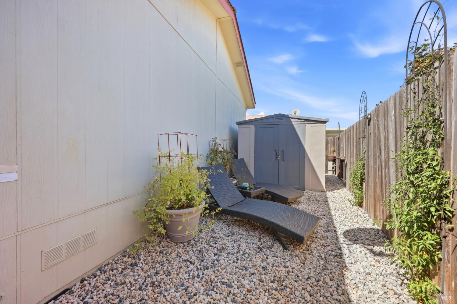 8126 C Street Windsor CA 95492