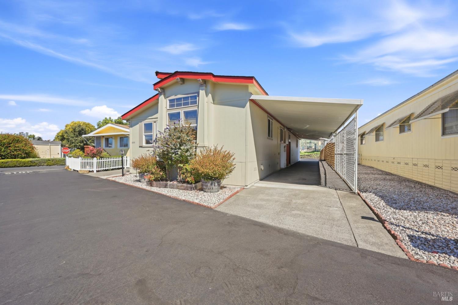 8126 C Street Windsor CA 95492