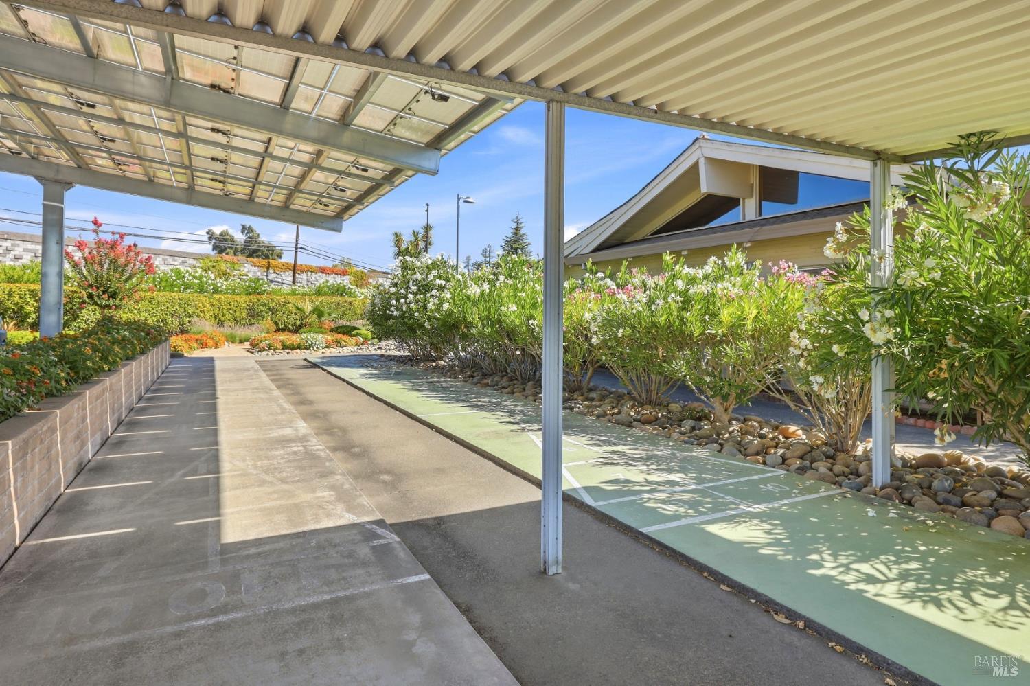 8126 C Street Windsor CA 95492