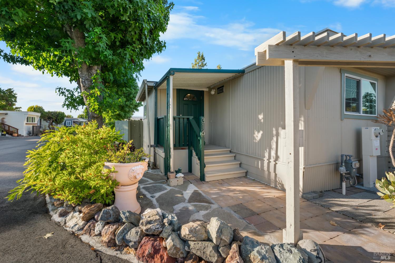 300 Stony Point Road Petaluma CA 94952