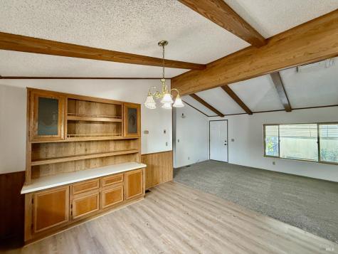 8148 D Street Windsor CA 95492