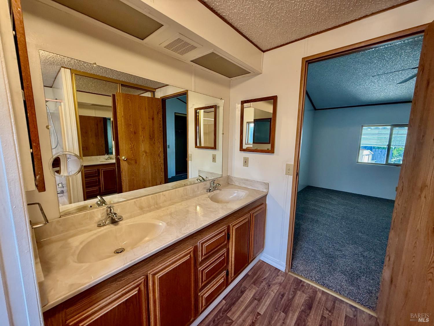 8148 D Street Windsor CA 95492