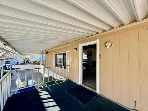 8148 D Street Windsor CA 95492