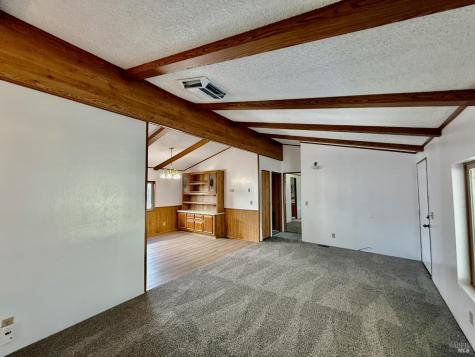 8148 D Street Windsor CA 95492