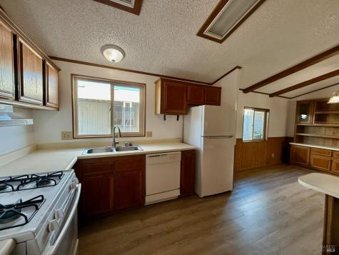 8148 D Street Windsor CA 95492