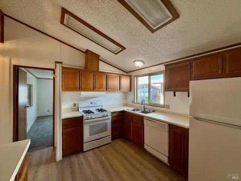 8148 D Street Windsor CA 95492