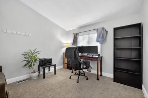 109 Pear Lane Santa Rosa CA 95407
