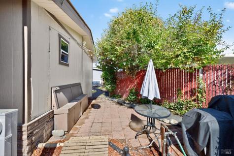 109 Pear Lane Santa Rosa CA 95407