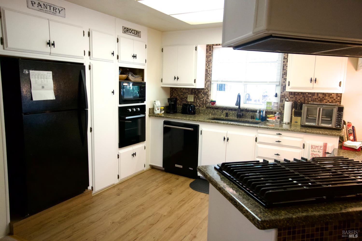 41 Plymouth Way Santa Rosa CA 95403