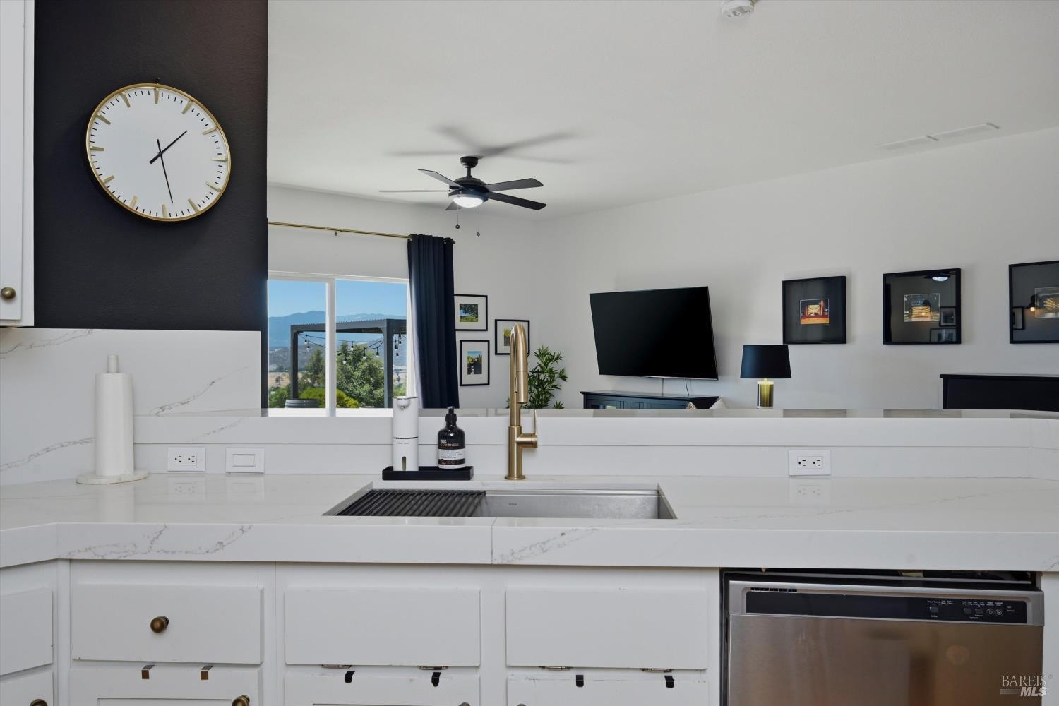 20011 Honey Hill Drive Hidden Valley Lake CA 95467