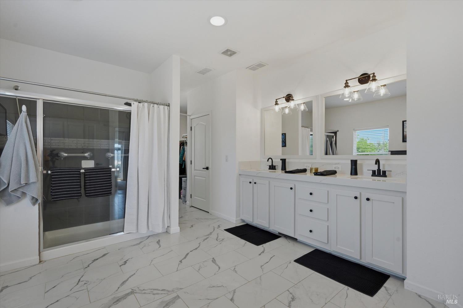 20011 Honey Hill Drive Hidden Valley Lake CA 95467