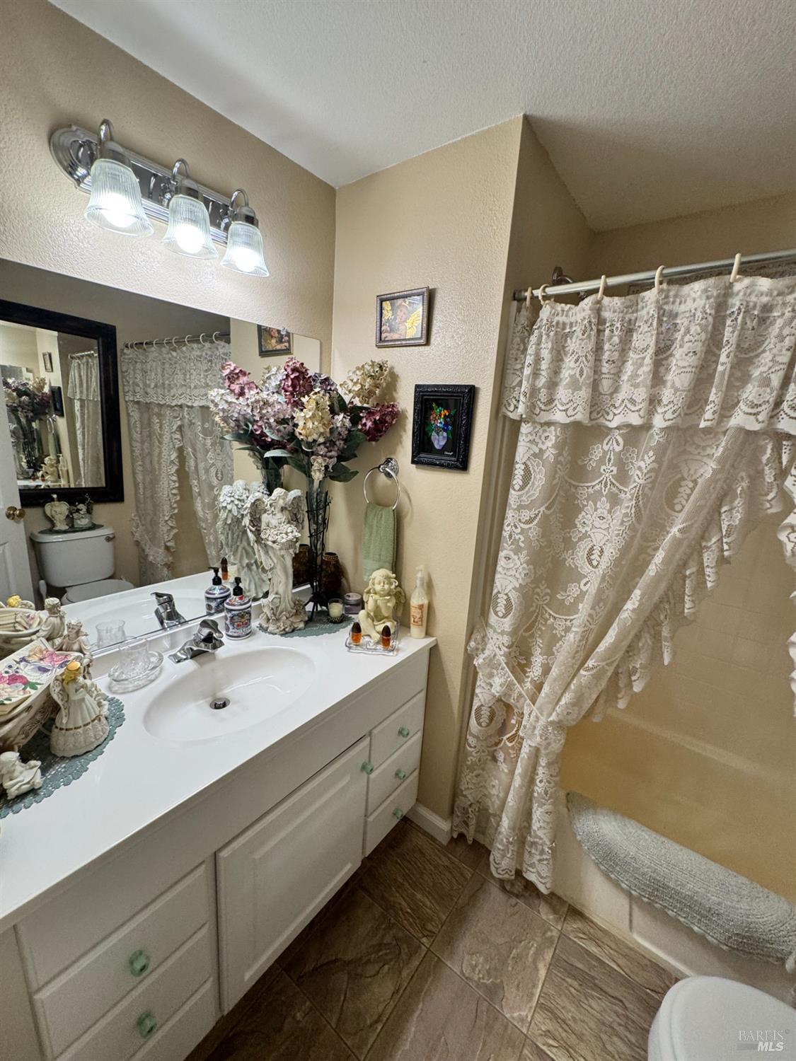 211 Regency Court Santa Rosa CA 95401