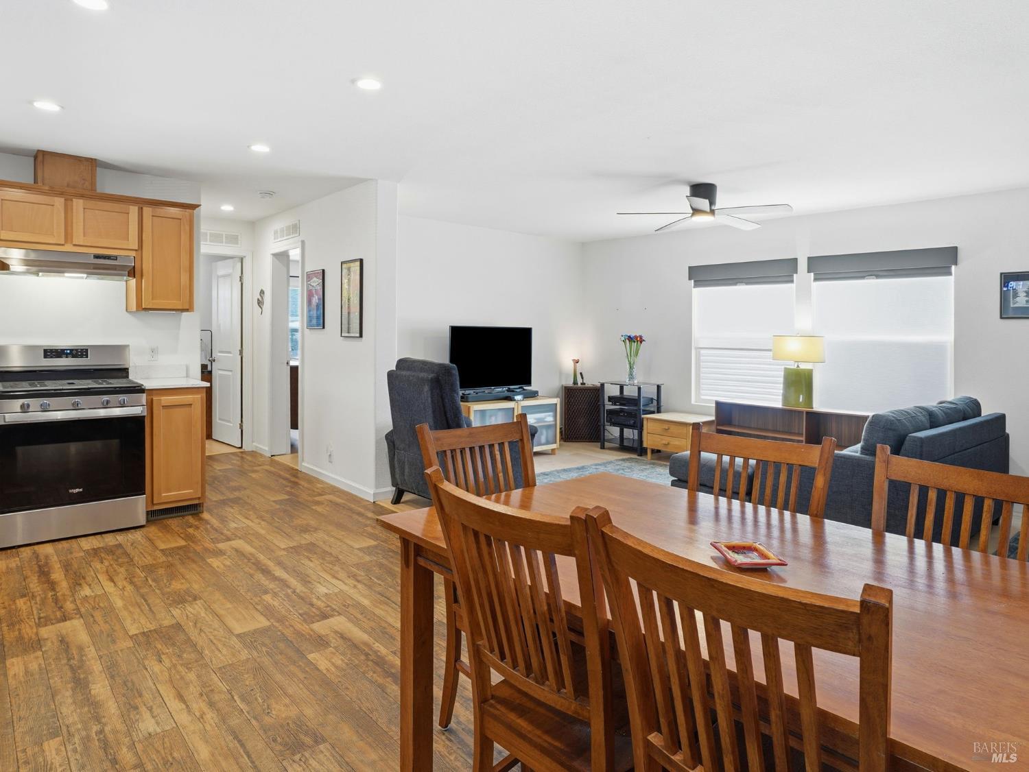 858 Mary Street Santa Rosa CA 95403