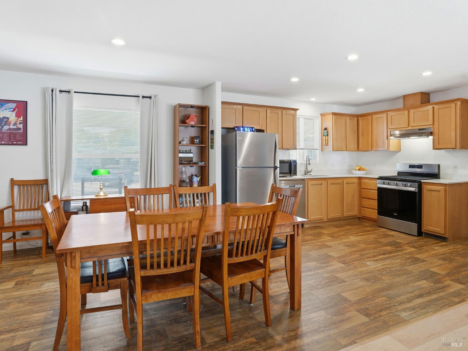 858 Mary Street Santa Rosa CA 95403