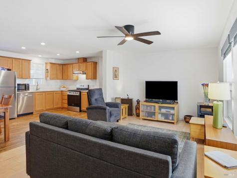 858 Mary Street Santa Rosa CA 95403