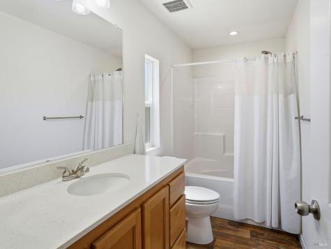 858 Mary Street Santa Rosa CA 95403