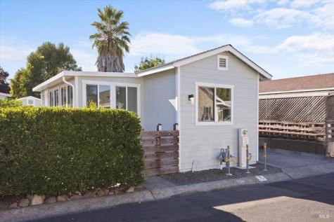 5 Laredo Street Rohnert Park CA 94928