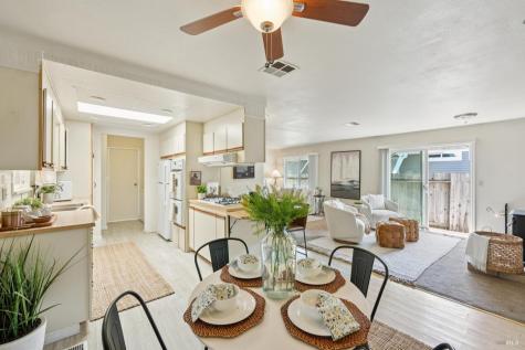 32 Charro Court Santa Rosa CA 95401