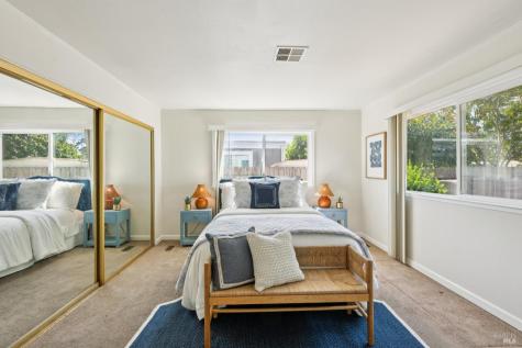 32 Charro Court Santa Rosa CA 95401