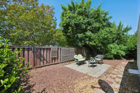 32 Charro Court Santa Rosa CA 95401