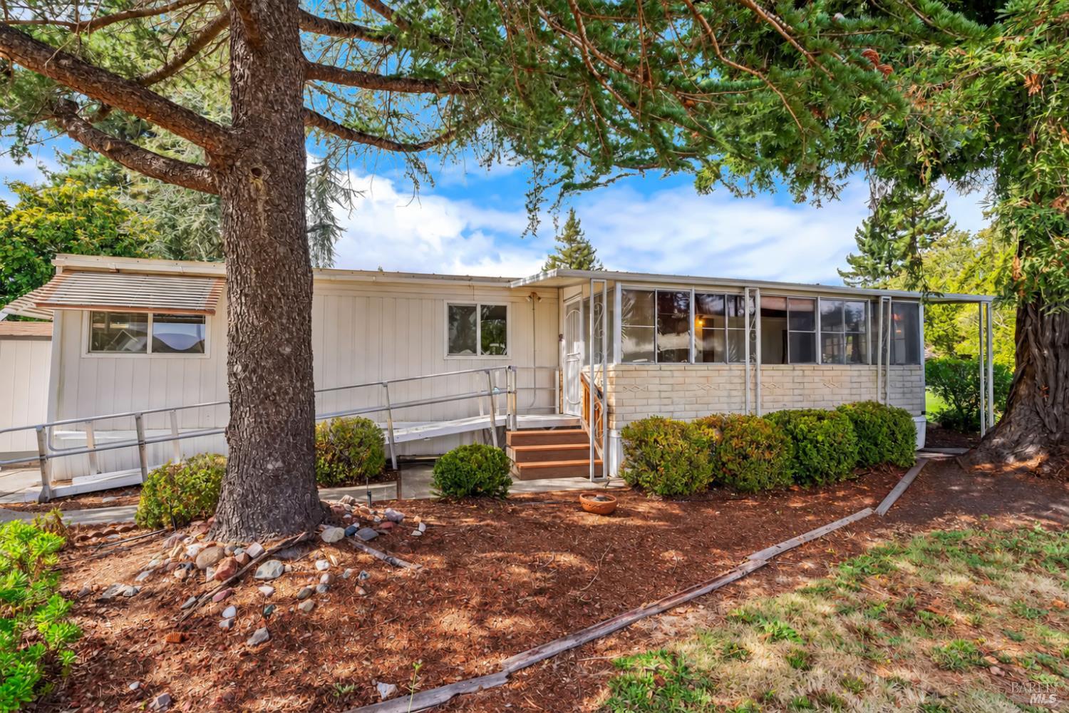 22 Hemlock Court Rohnert Park CA 94928