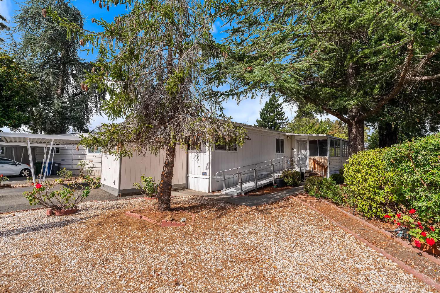 22 Hemlock Court Rohnert Park CA 94928
