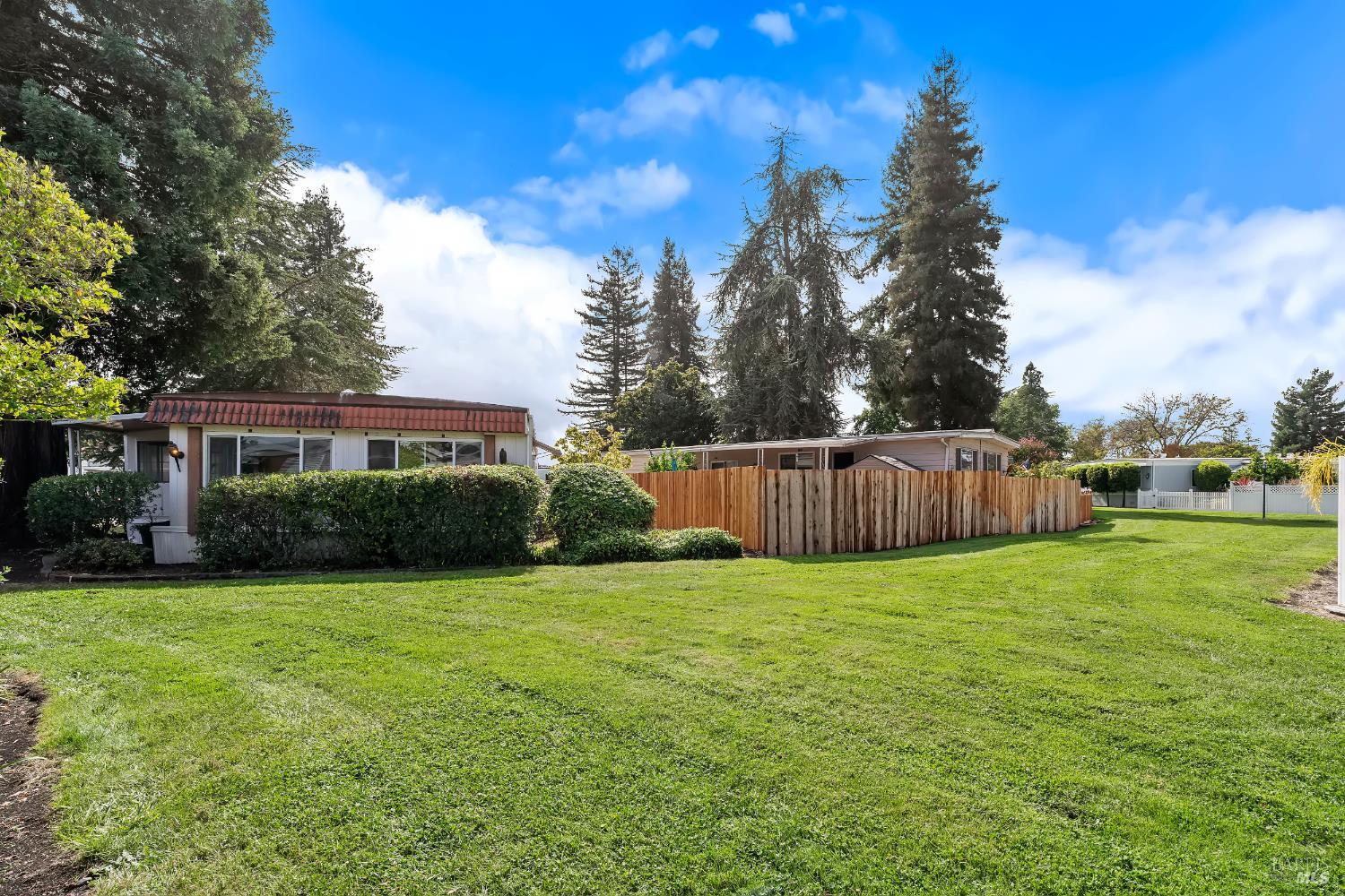 22 Hemlock Court Rohnert Park CA 94928