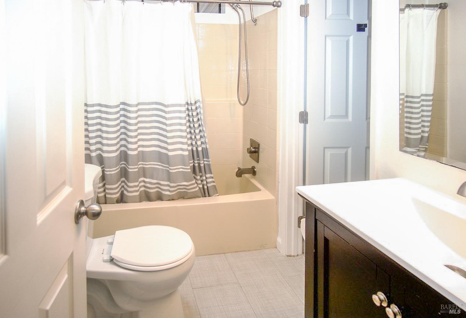 1038 Capewood Lane Windsor CA 95492