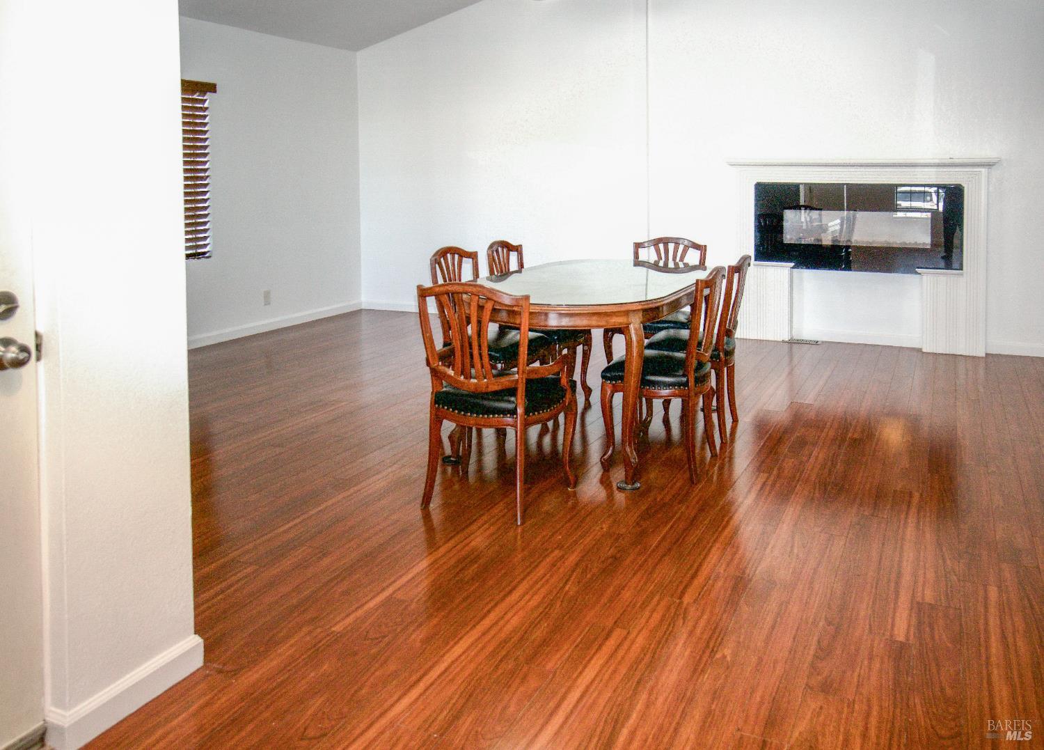 1038 Capewood Lane Windsor CA 95492