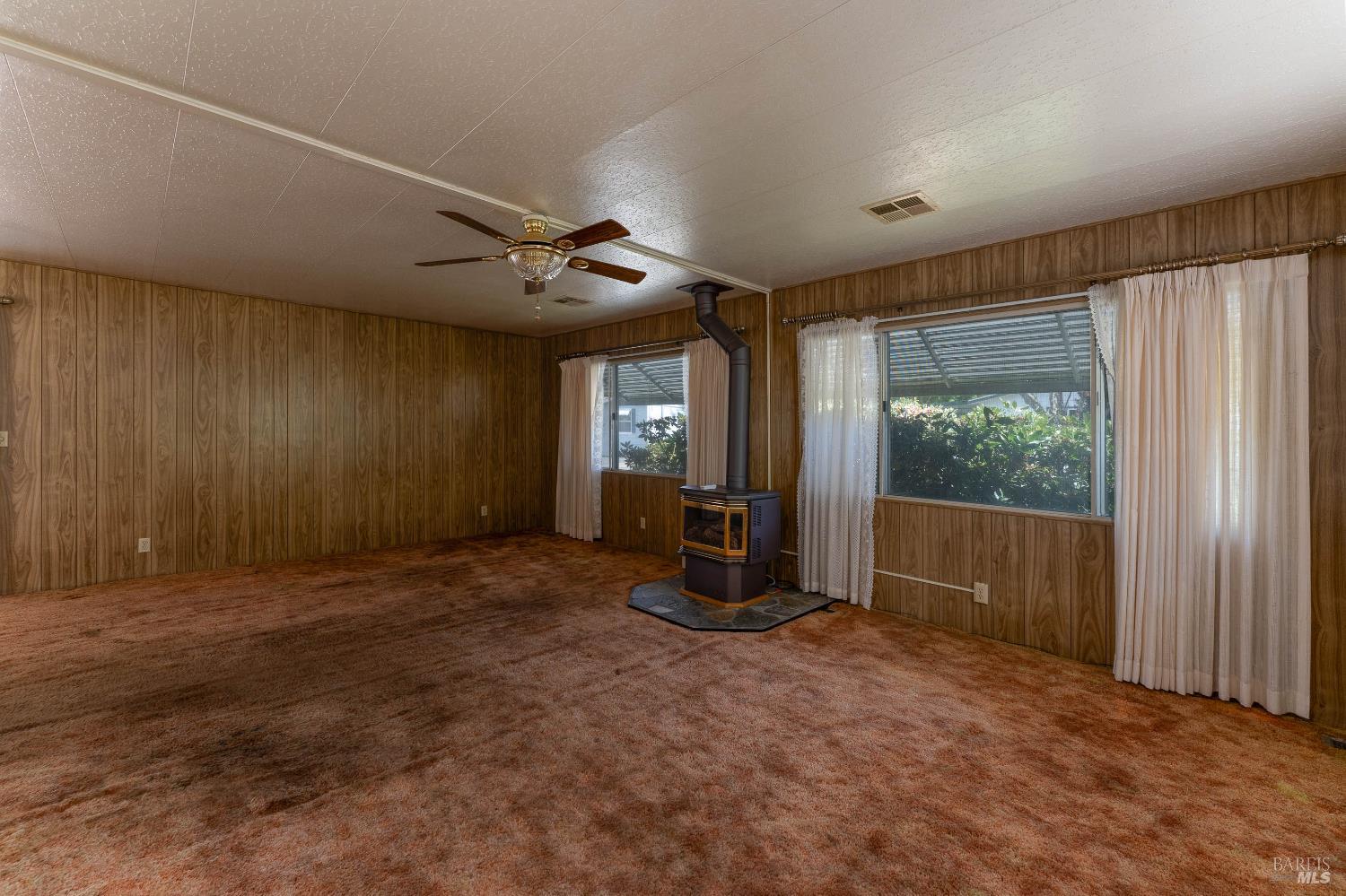 10755 Mobile Village Way Willits CA 95490