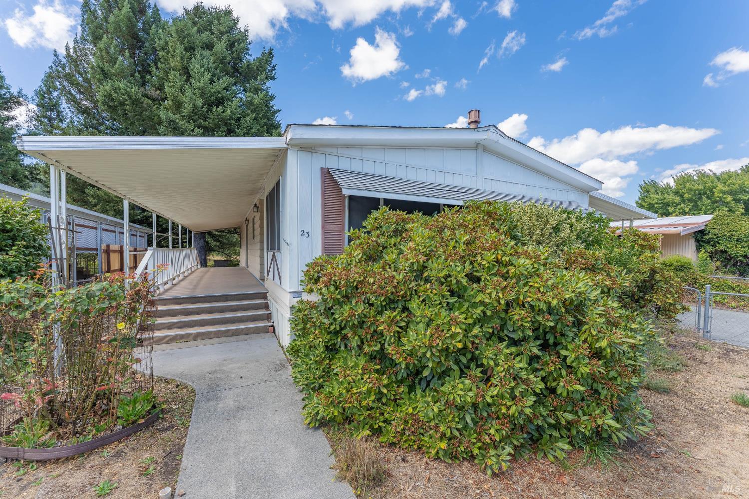 10755 Mobile Village Way Willits CA 95490