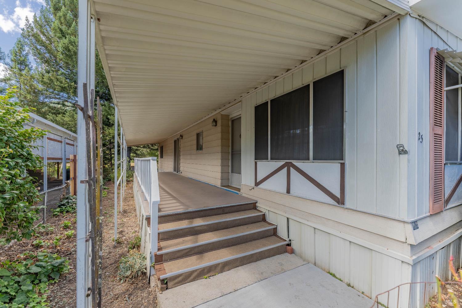 10755 Mobile Village Way Willits CA 95490