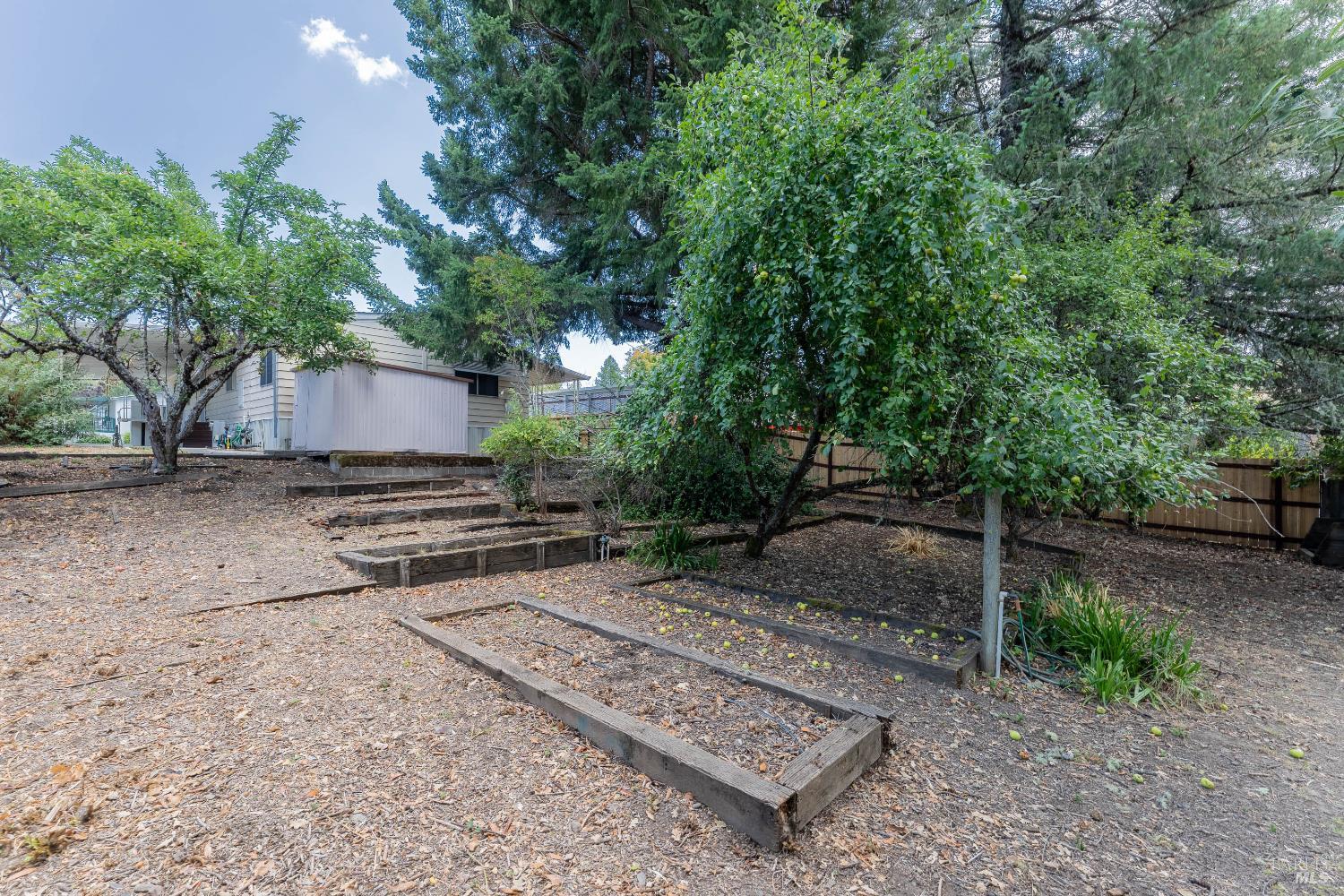 10755 Mobile Village Way Willits CA 95490