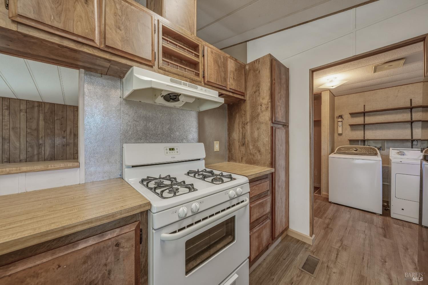 3313 Green Avenue Clearlake CA 95422