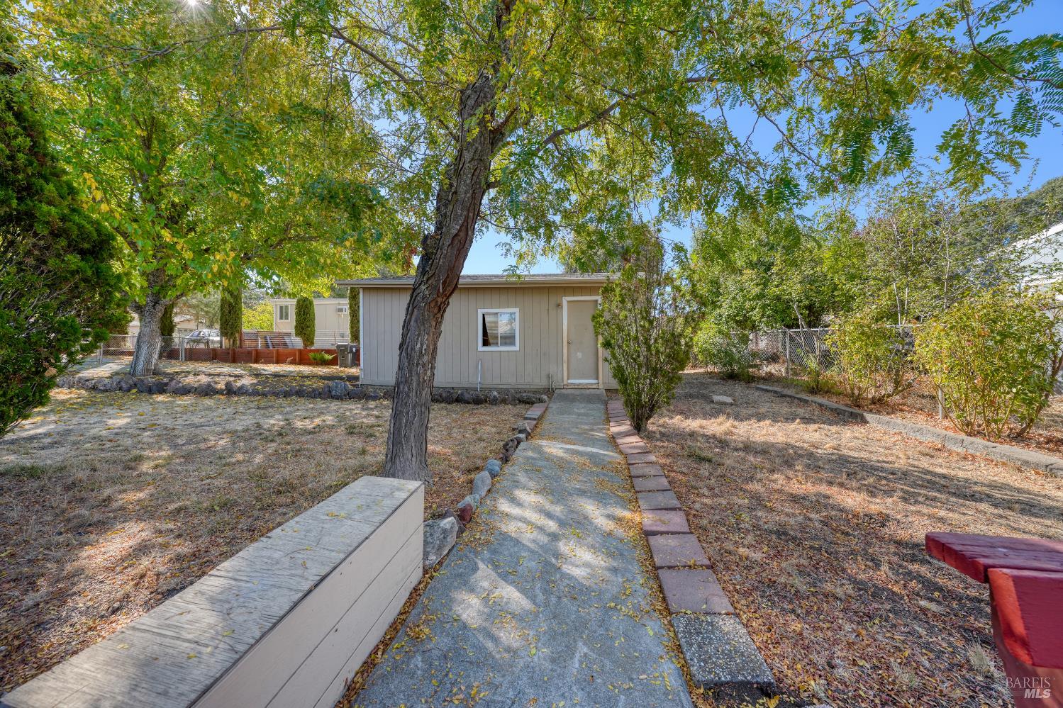 3313 Green Avenue Clearlake CA 95422
