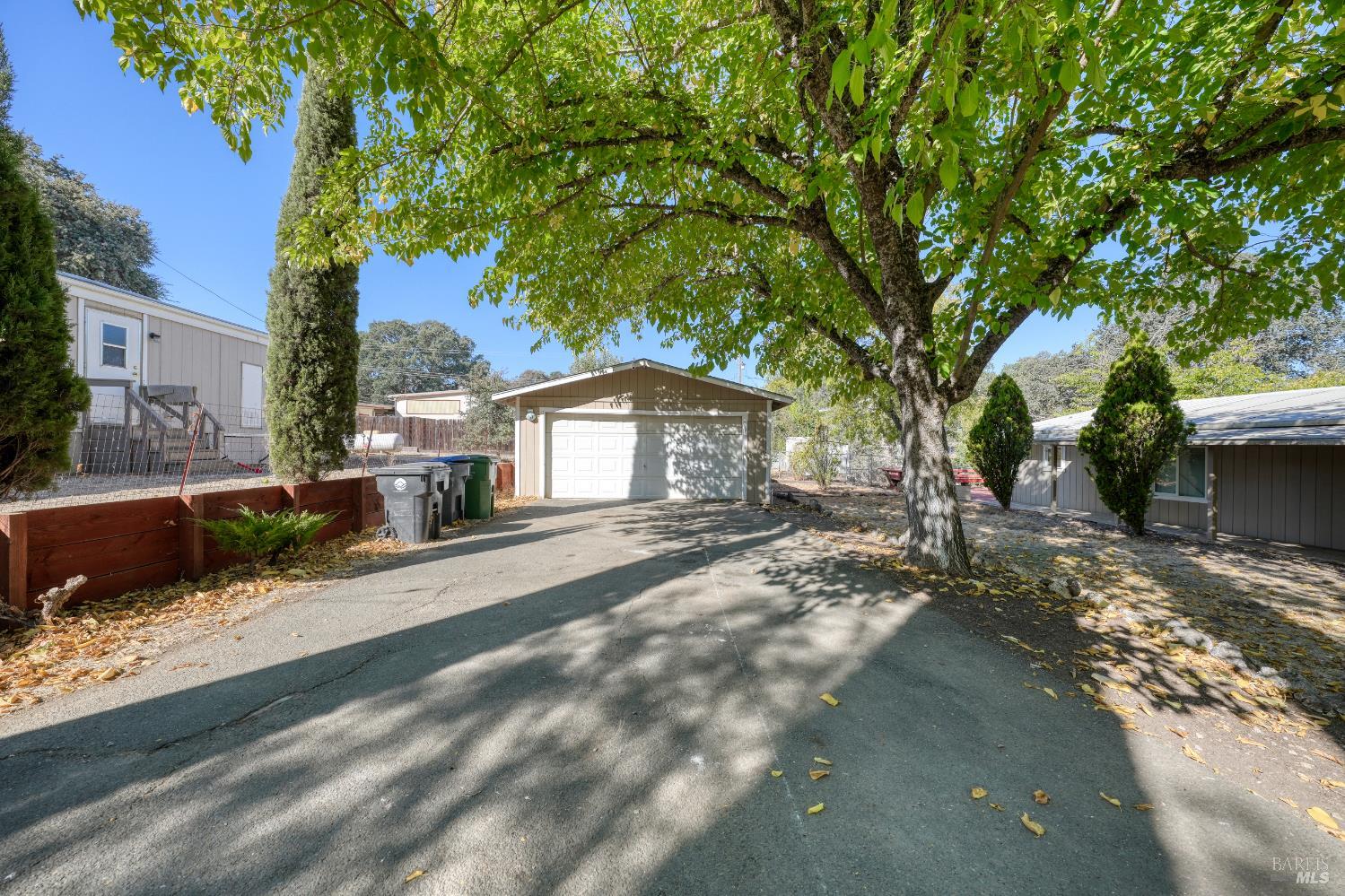3313 Green Avenue Clearlake CA 95422