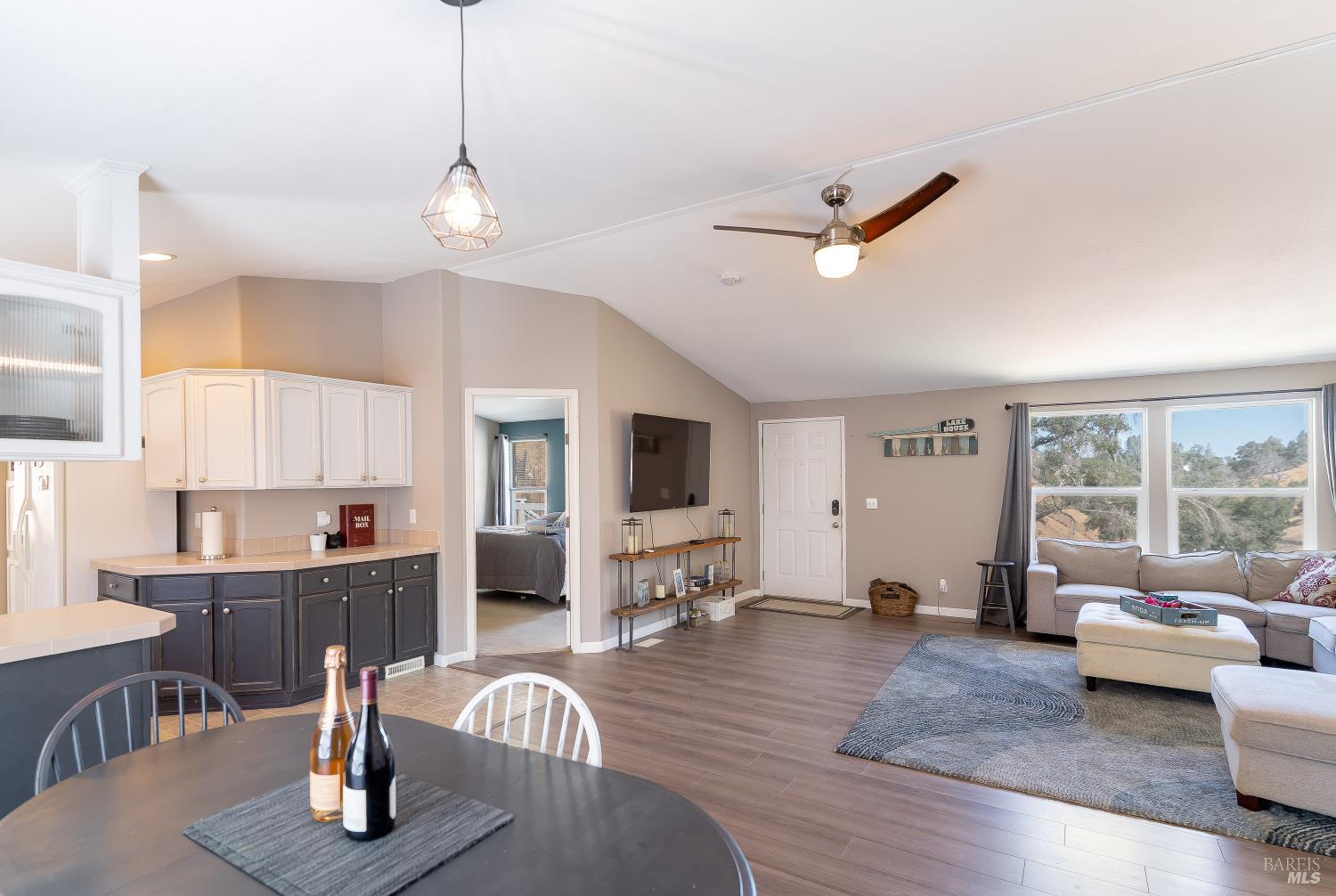 1077 Arroyo Grande Drive Napa CA 94558