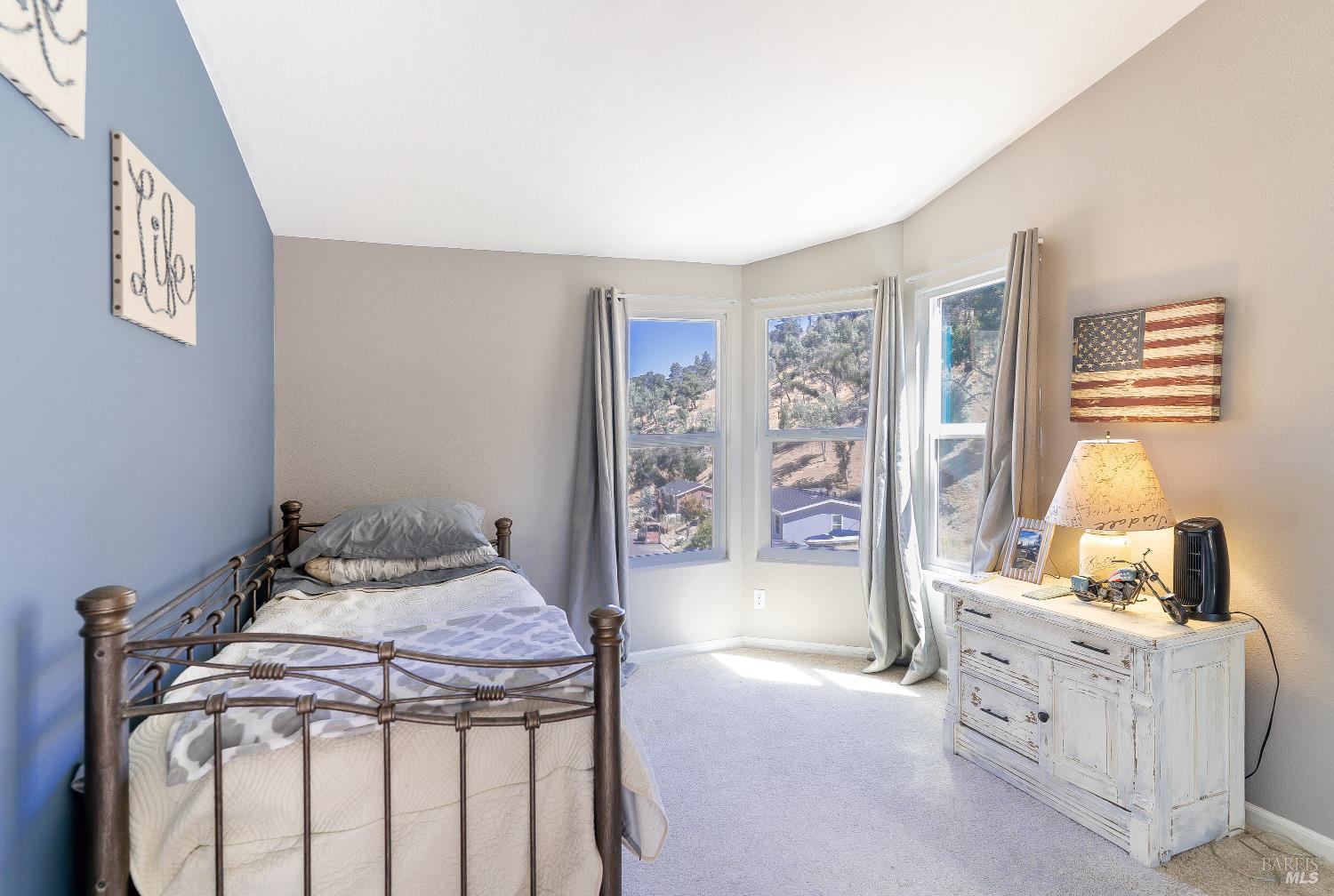 1077 Arroyo Grande Drive Napa CA 94558