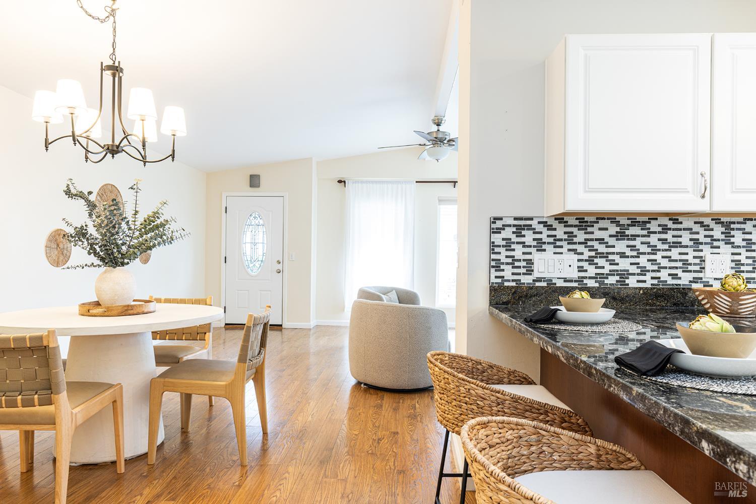 27 Falcon Crest Circle Napa CA 94558
