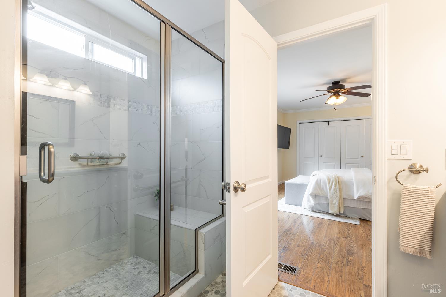 27 Falcon Crest Circle Napa CA 94558
