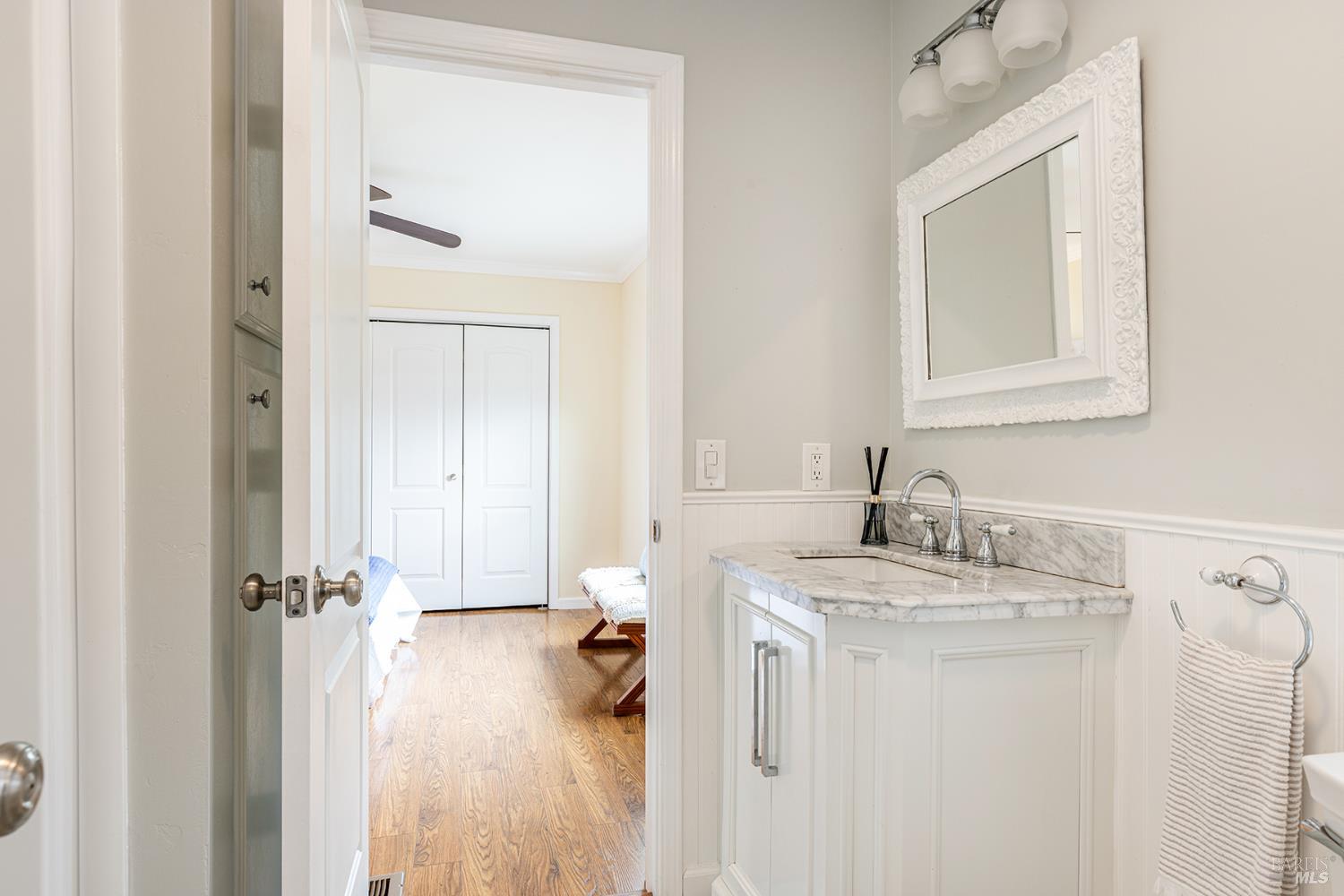 27 Falcon Crest Circle Napa CA 94558