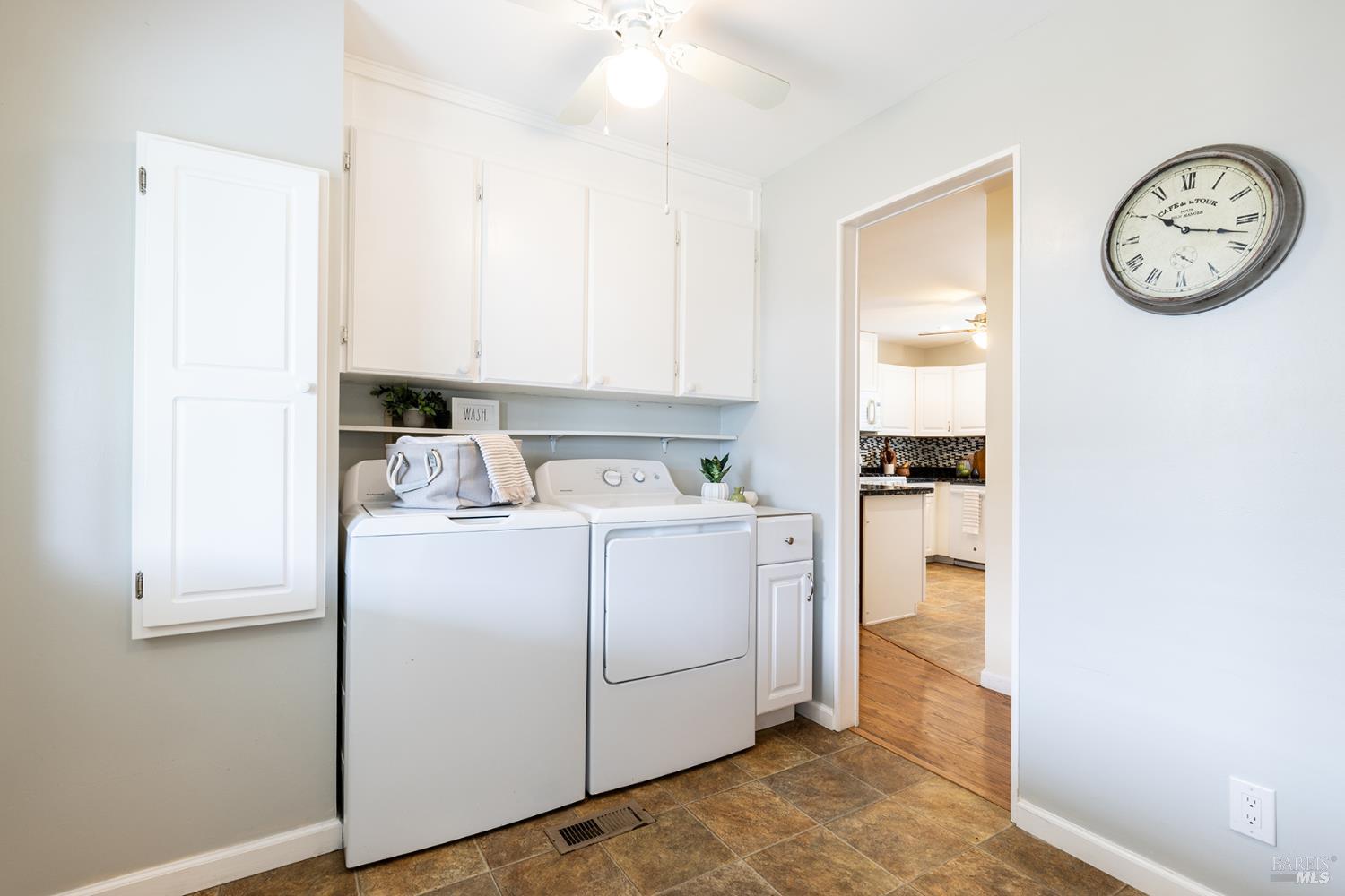 27 Falcon Crest Circle Napa CA 94558