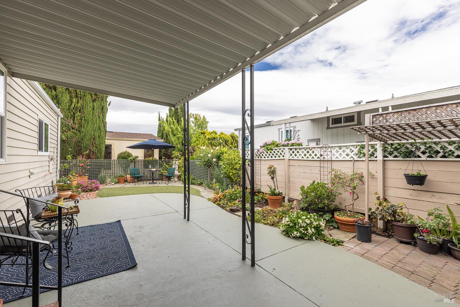 27 Falcon Crest Circle Napa CA 94558