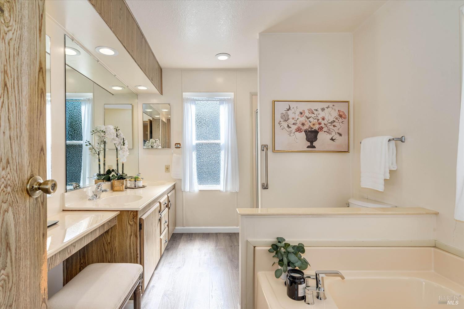 56 Falcon Crest Circle Napa CA 94558